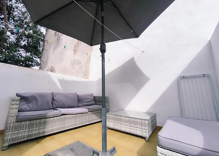 Carrillo La Rosa 1 Apartment